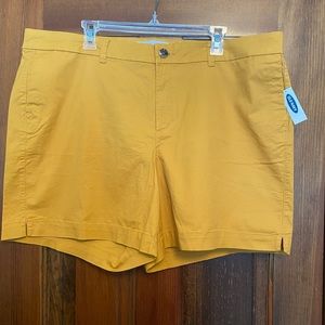 Old Navy Womens Shorts Size 18 NWT